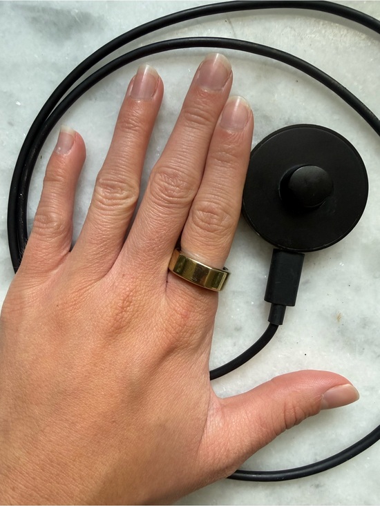 Oura Ring Gen 3, Size 7 Heritage, Charger Included